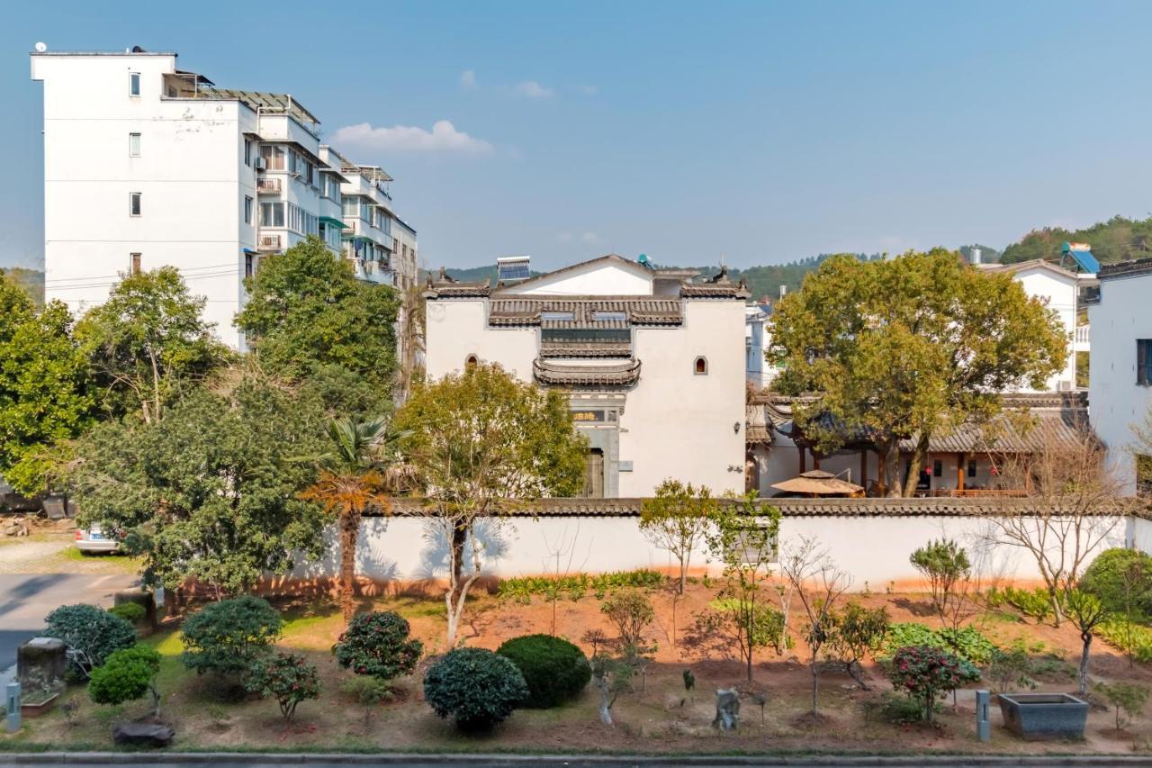 Kunlun International Youth Hostel Huangshan City Tunxi Exterior photo